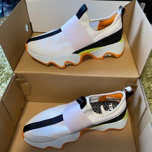 Kinetic Impact II Strap Shoes